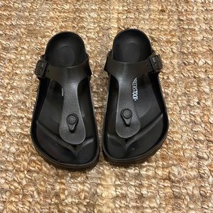 Birkenstock Gizeh black sandal